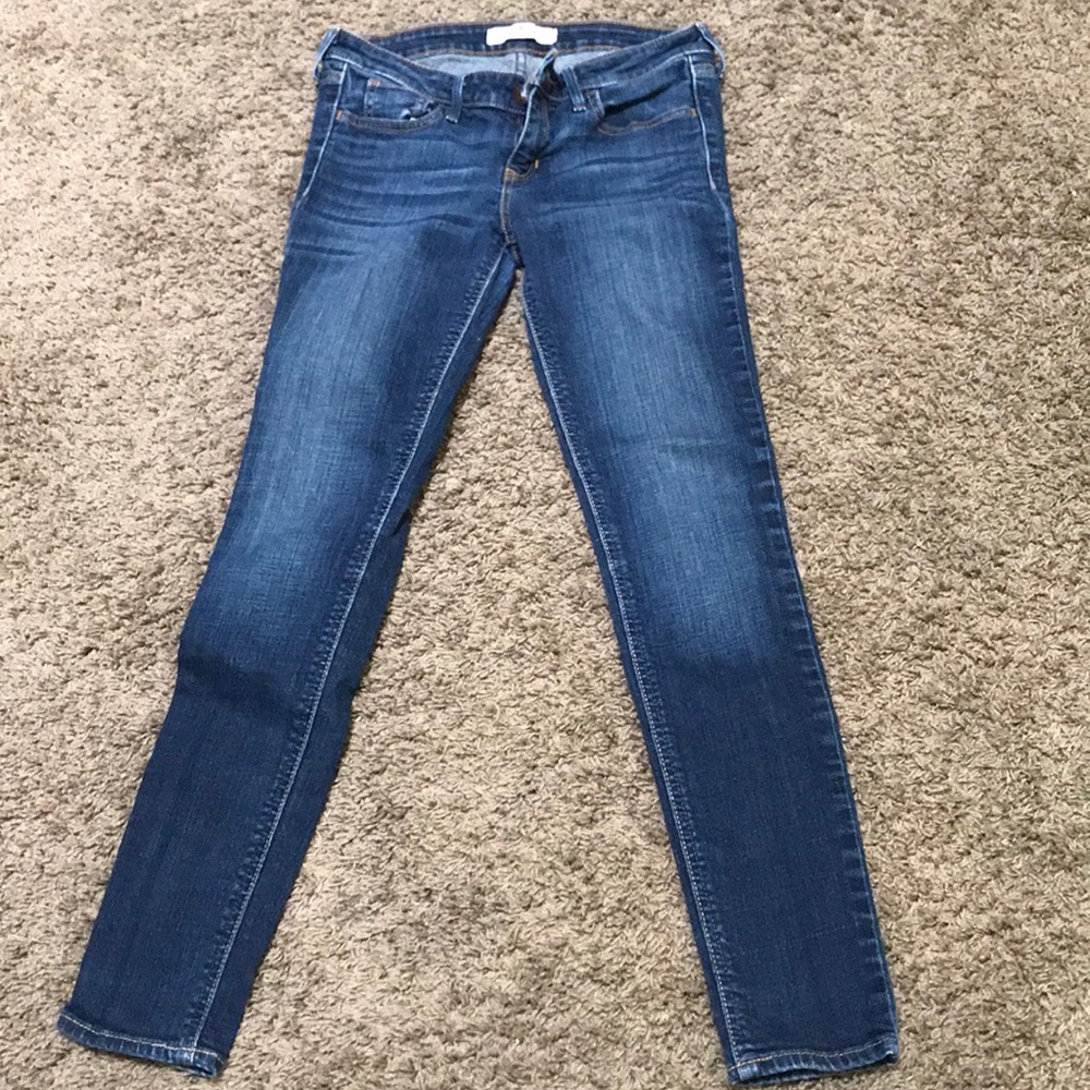 Hollister Jeans size 26